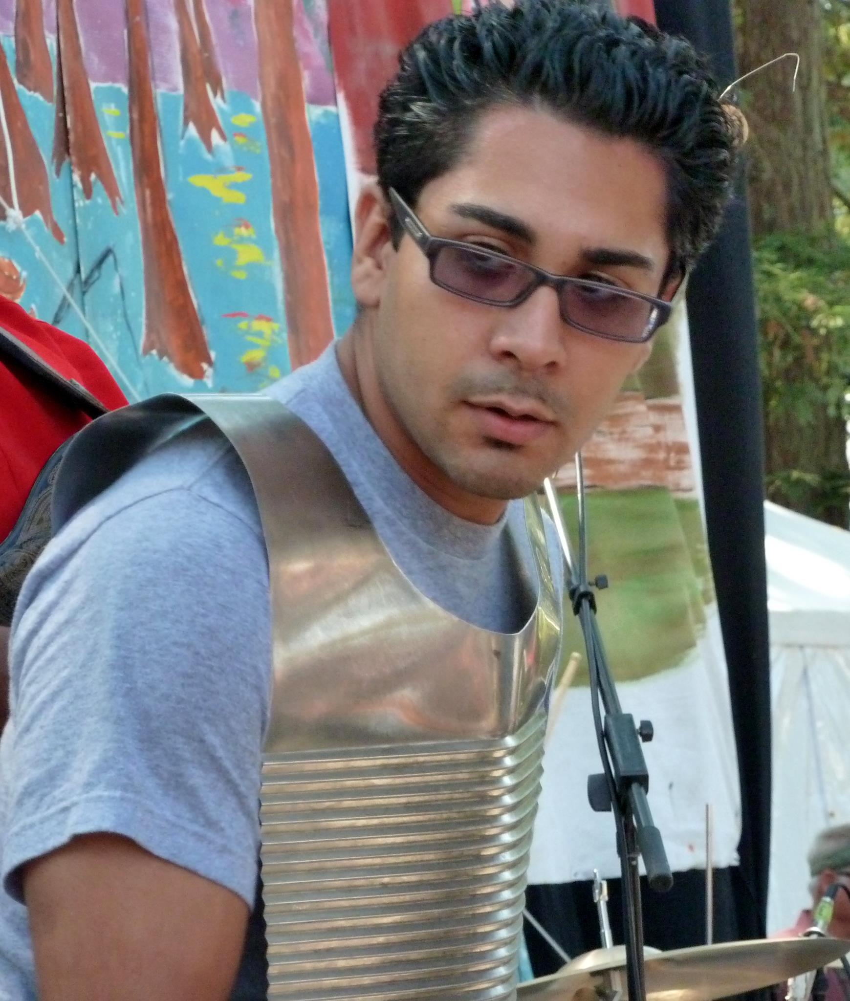 Ruben Moreno & Zydeco Re-Evolution